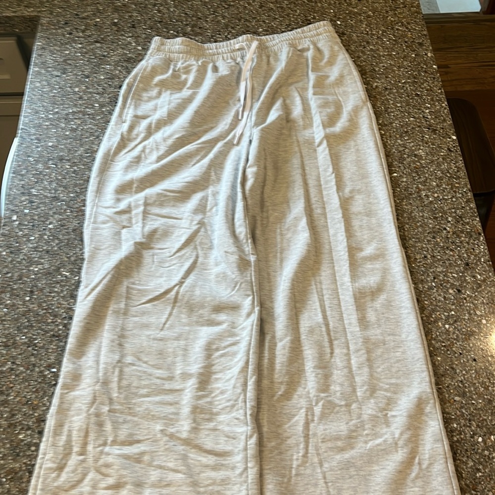 dick’s wide leg sweats